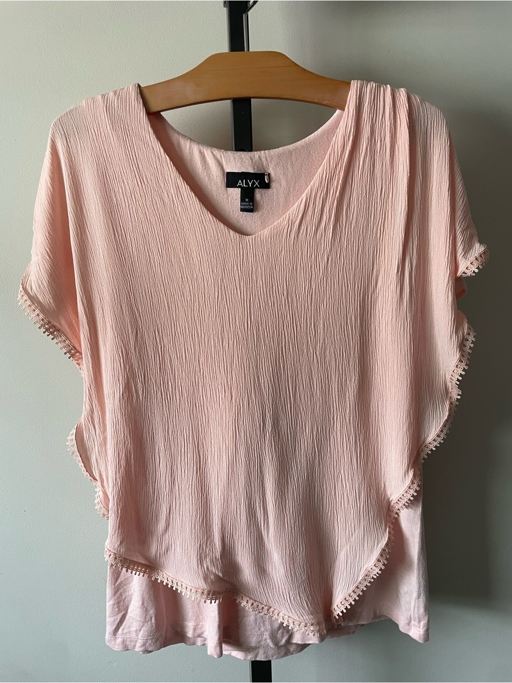 Alyx Boho Crinkle Gauze Crepe Top Layered Blouse Pink Lace Trim Medium